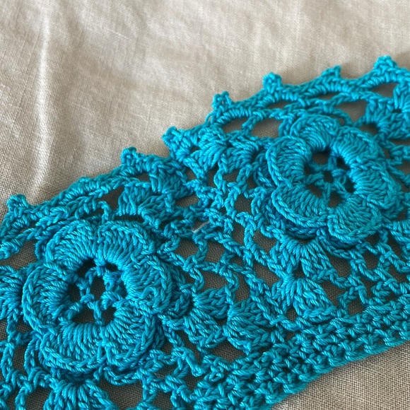 Hand crochet collar - Picture 3 of 3